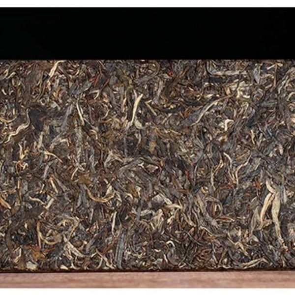 CIFbuy Yunnan Xigui Iceland Premium Ancient Tree Raw Pu-erh Brick 100g Gift Box