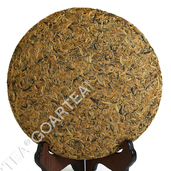 TeaHELLOYOUNG 357g Nonpareil Supreme Golden Buds Dian Hong Yunnan Black Tea Cake