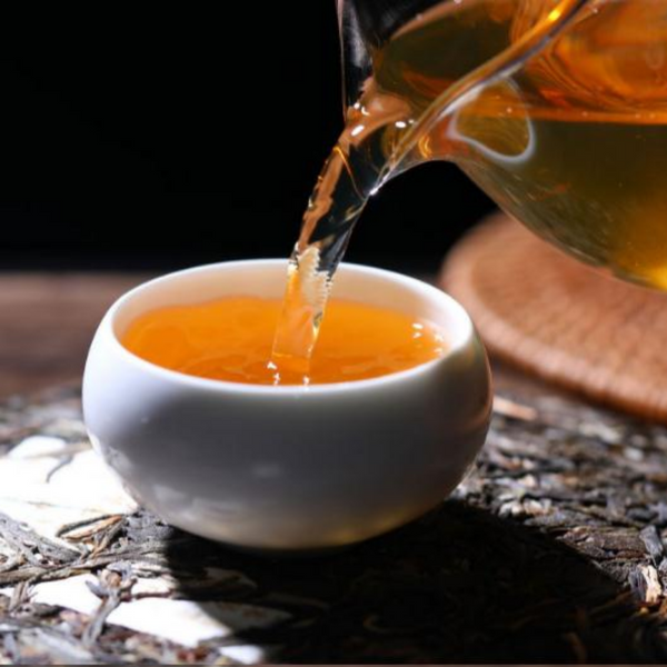 357g Yunnan Raw Puerh Tea Cake Bulang Mountain Pu-erh Shengcha Premium Pu'er Tea