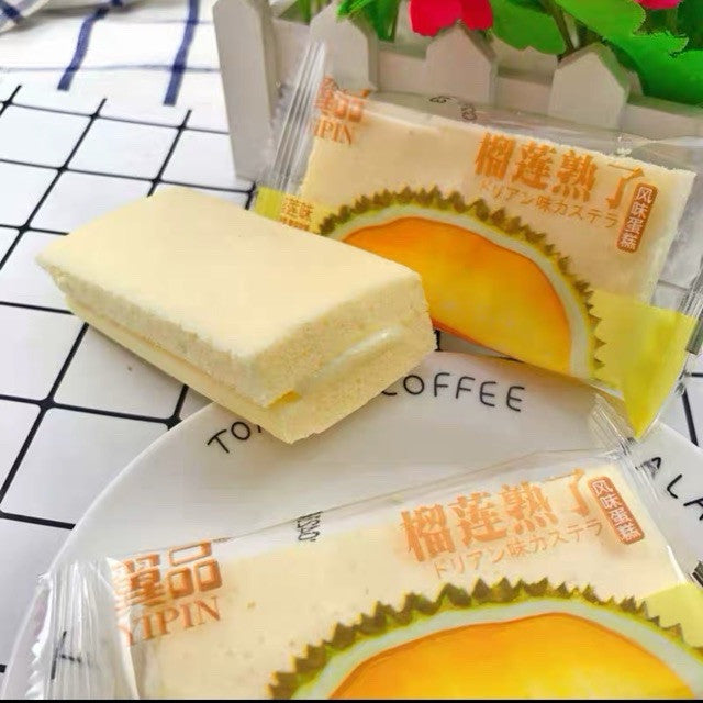 Taiwan Steamed Durian Cream Sponge Cakes Secondary image