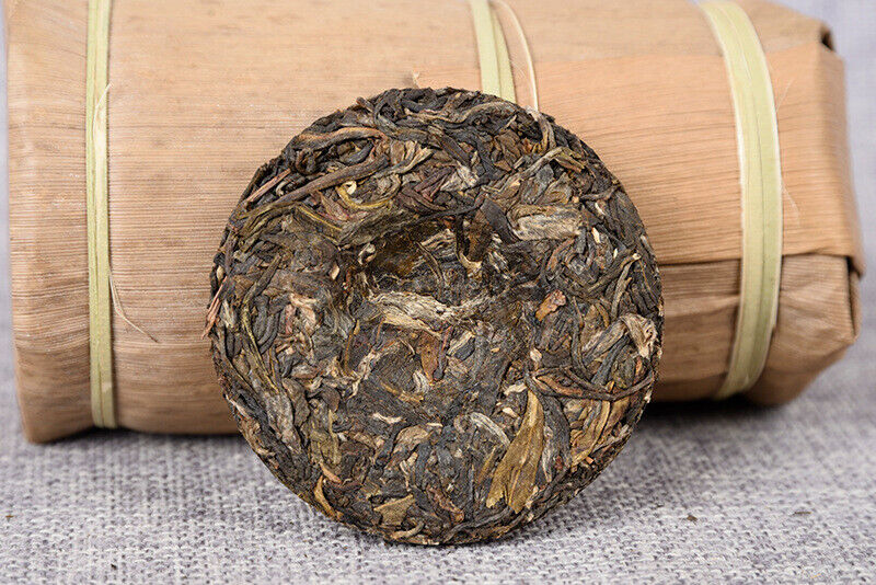 Yunnan Pu'er Tea Leaves Yiwu Tea Cake Raw Pu'er Tea Cake 50g