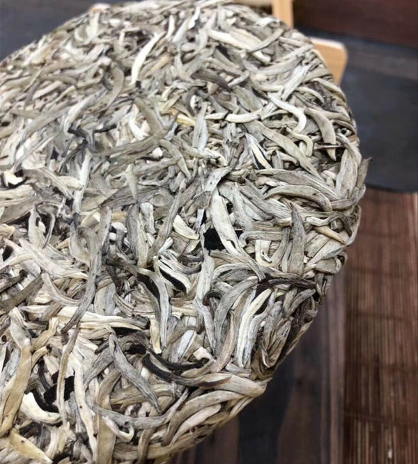 Fuding White Tea Year Silver Needle White Tea Cake Bai Hao Yin Zhen 300g