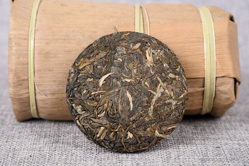 Yunnan Pu'er Tea Leaves Yiwu Tea Cake Raw Pu'er Tea Cake 50g