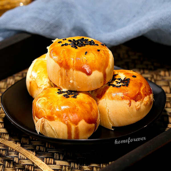 6 Pieces Bibizan Oubeila Egg Yolk Pastry Snacks 比比赞欧贝拉蛋黄酥
