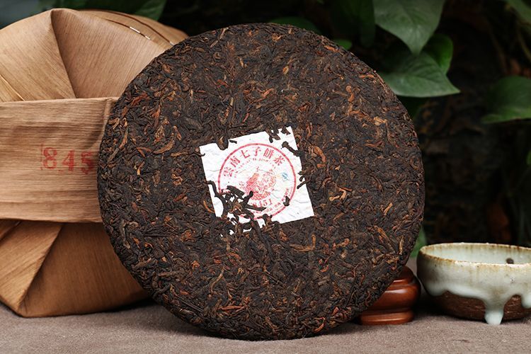 Yun Nan Qi Zi Bing Cha Yunnan Menghai Lang He 8451 Puer Puerh Ripe Tea 357g