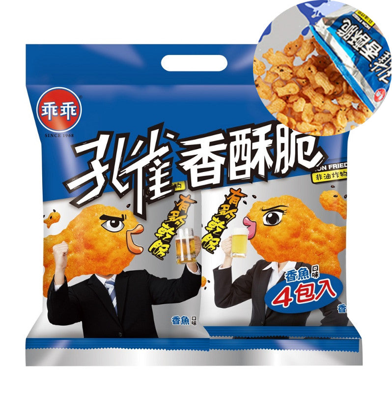 [Kuai Kuai] Crispy Sweet-fish Crackers, Snack 40g x 4/ Pack 乖乖 孔雀香酥脆 香魚口味 Main image