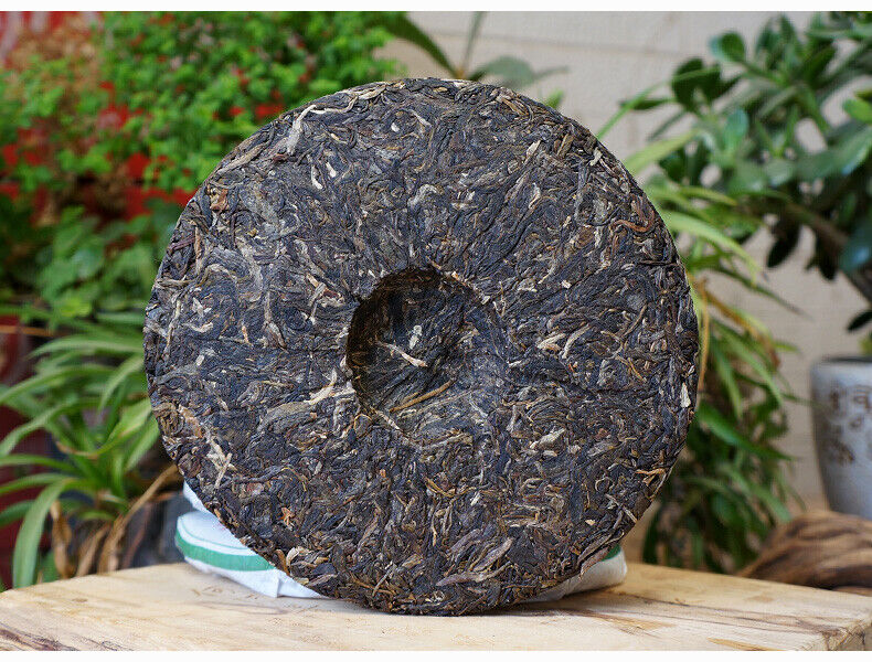 Year Lao Tong Zhi 9948 Raw Pu Er Tea Yunnan Haiwan Old Comrade Puer 357g