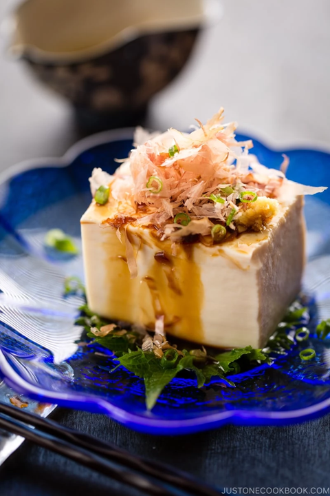 Japanische Bonitoflocken  Katsuobushi Asiatischer getrockneter Fisch