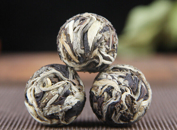 Yunnan Moonlight White Ball Nectar Fragrance Raw Puer Tea Yue Guan Bai Long Zhu