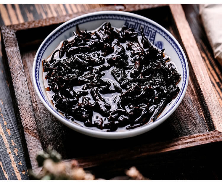 Ripe Puer Golden Buds Cake Menghai Daoshenggen Court Pu'er Tea 357g/12.59oz