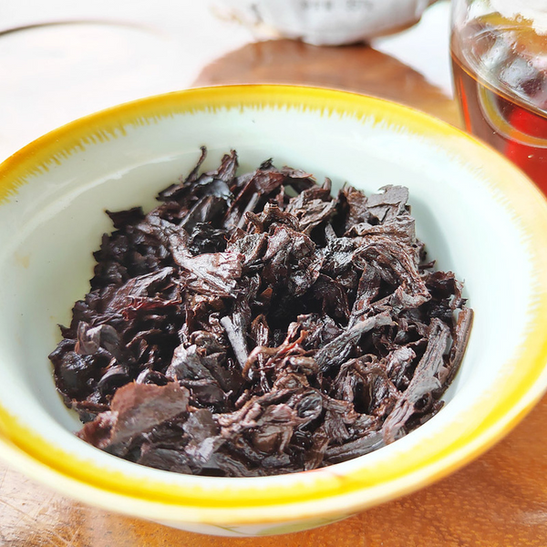 357g Yunnan Iceland Pu-erh Tea Cake Ripe Puerh Tea Cooked Pu'er Tea Black Tea