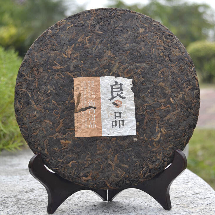 Haiwan Old Comrade Liang Zai Pin Ancient Tree Pu-erh Pu'er Tea Ripe 400g