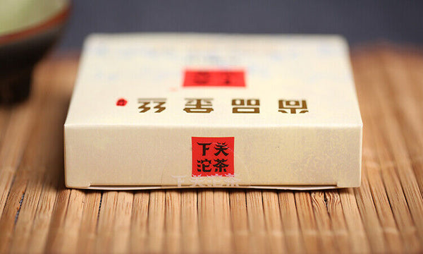 Big Snow Mt. Yunnan Xiaguan Gold Silk Raw Pu-erh Puer Pu'er Brick Tea 100g