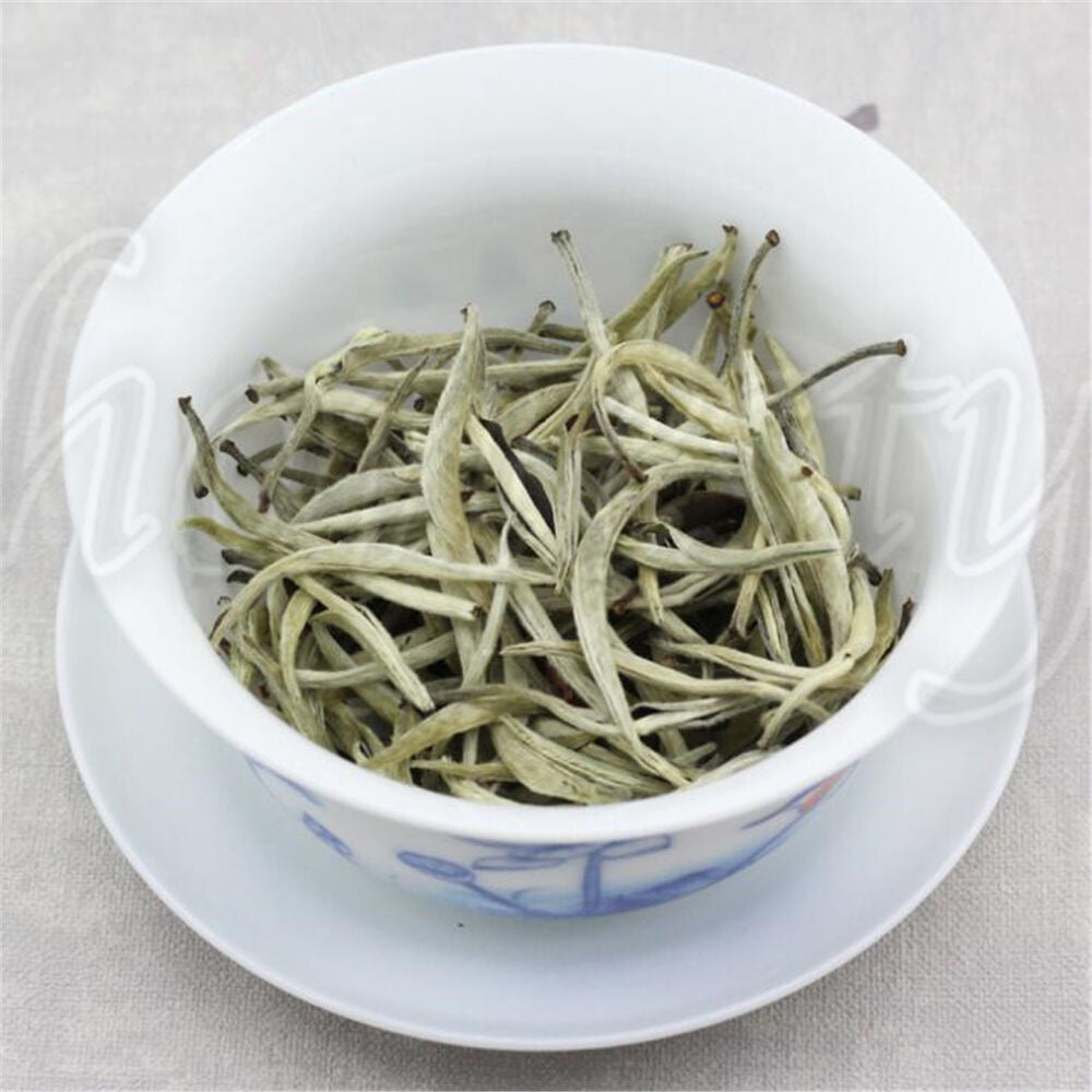 Thé en vrac blanc à l'aiguille d'argent Bai Hao Yin Zhen biologique