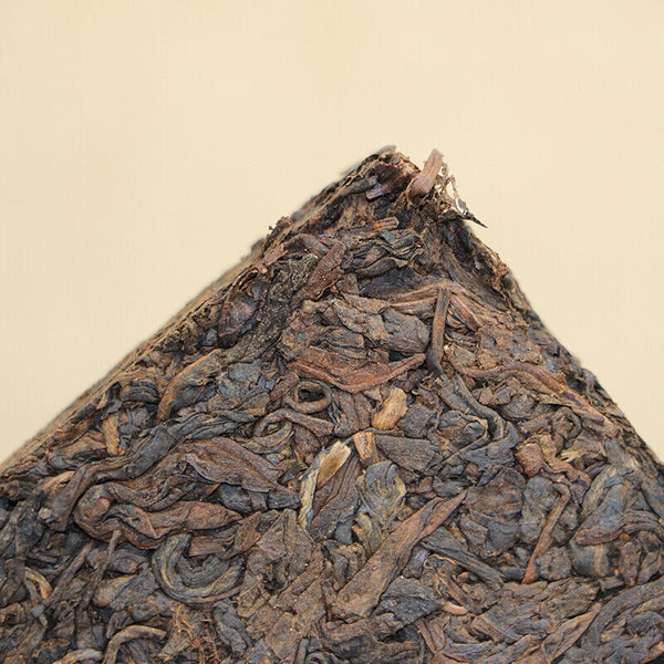 Haiwan Old Comrade Shu Puer Tea 7588 Yunnan Ripe Pu-erh Tea Brick 250g 201
