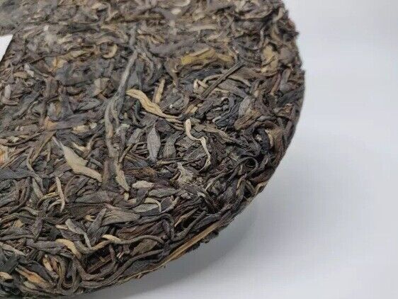 Yunnan Song Pin Hao Yiwu Mountain Ancient Tree Pu-erh Tea 400g Raw Puer Tea