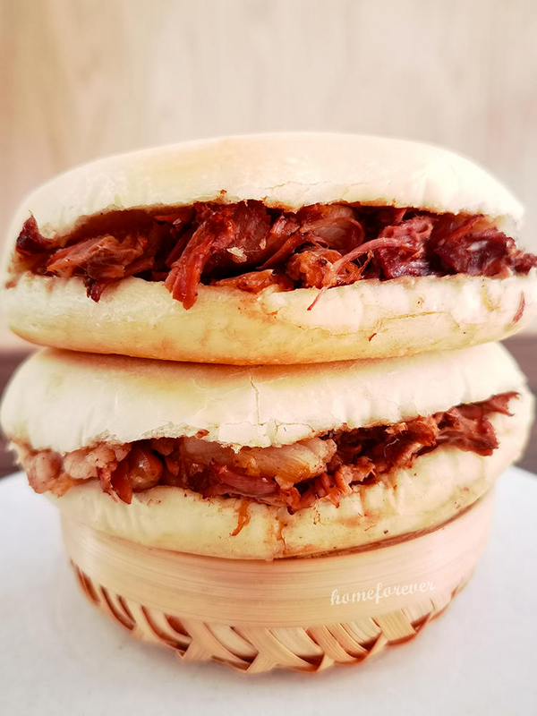5 Packs Chinese Xi'an Lazhi Roujiamo Layer Cake with Meat Inside 西安腊汁肉夹馍
