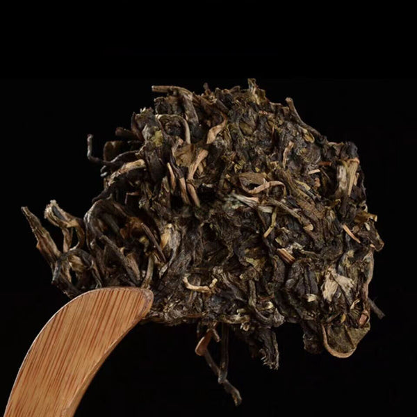 Yunnan Old Tree Pu-erh Sheng Tea Big Leaf Pu'er Tea 357g Yiwu Puerh Tea Cake