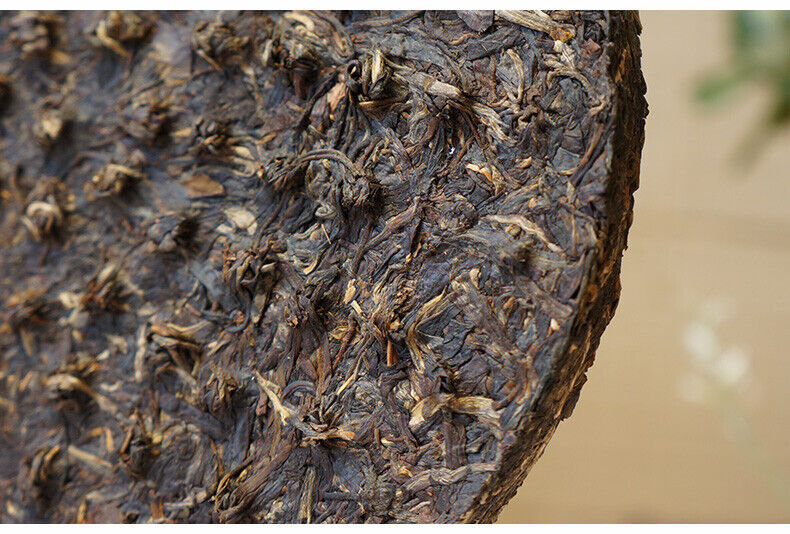Xia Guan  Yunnan Bulang Old Tree Sheng Puer Raw Puerh Tea Iron Cake 357g