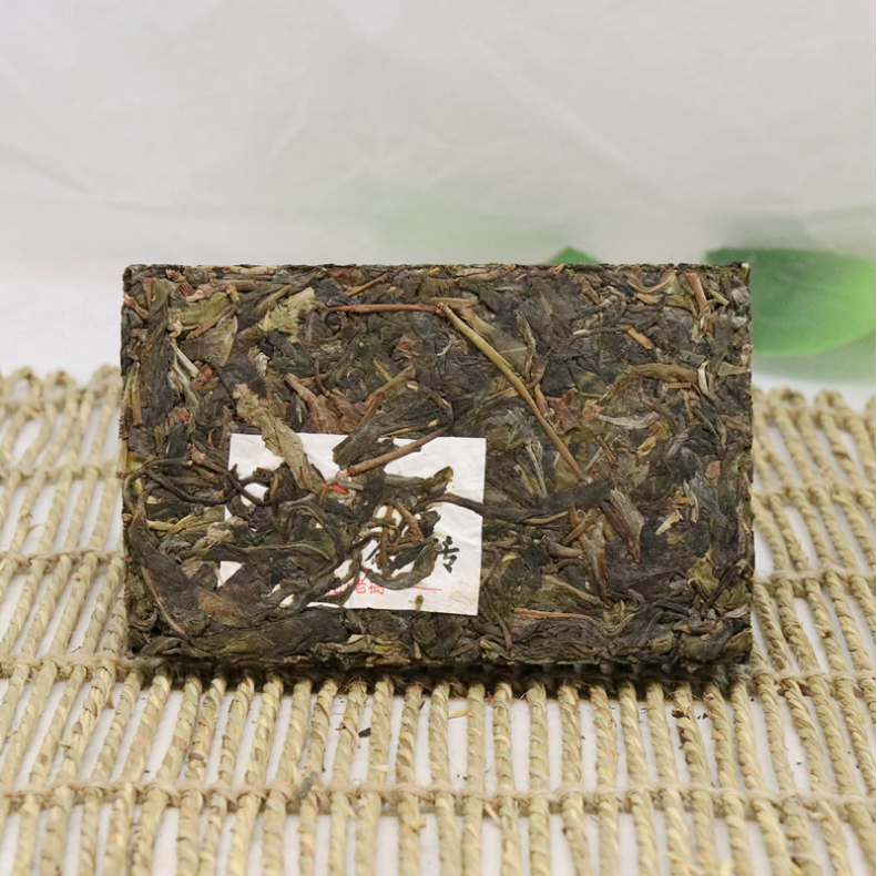260g Menghai Puerh Tea Brick High Mountain Ancient Tree Pu-erh Raw Tea Green Tea Secondary image