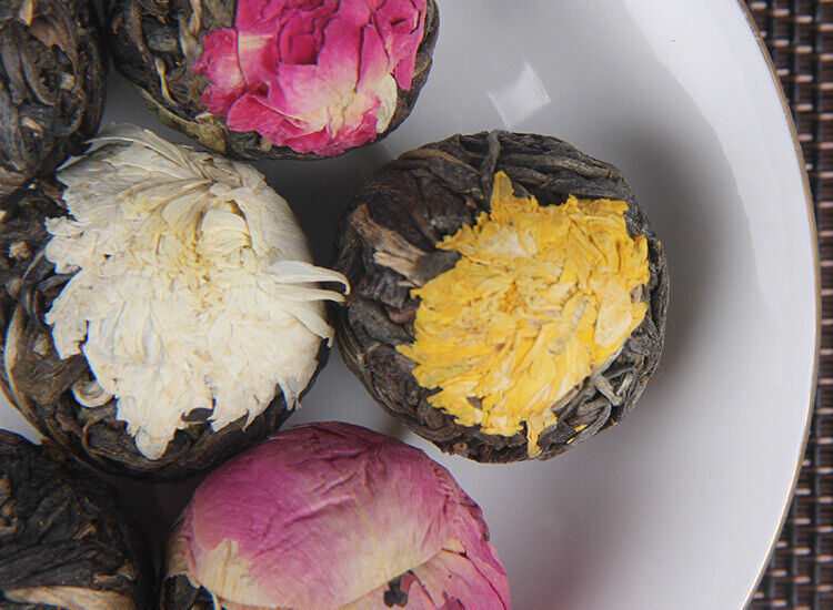 Yunnan Raw Pu'er Scented Tea 120g (18pcs) Handmade Dragon Ball Flowers Gift Box