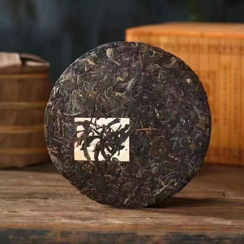 357g Yunnan Raw Pu'er Old Tea Yiwu Tong Qing Hao Aged Pu-erh Raw Tea Cake Secondary image