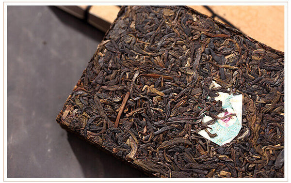 Bamboo Shell Raw Puerh Brick Tea *  Menghai Dayi Puer Tea Brick 250g Raw
