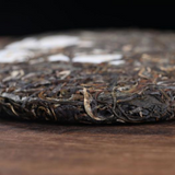 357g Yunnan Yiwu Puerh Raw Tea Cake Early Spring Pu-erhshengcha Pu'er Green Tea
