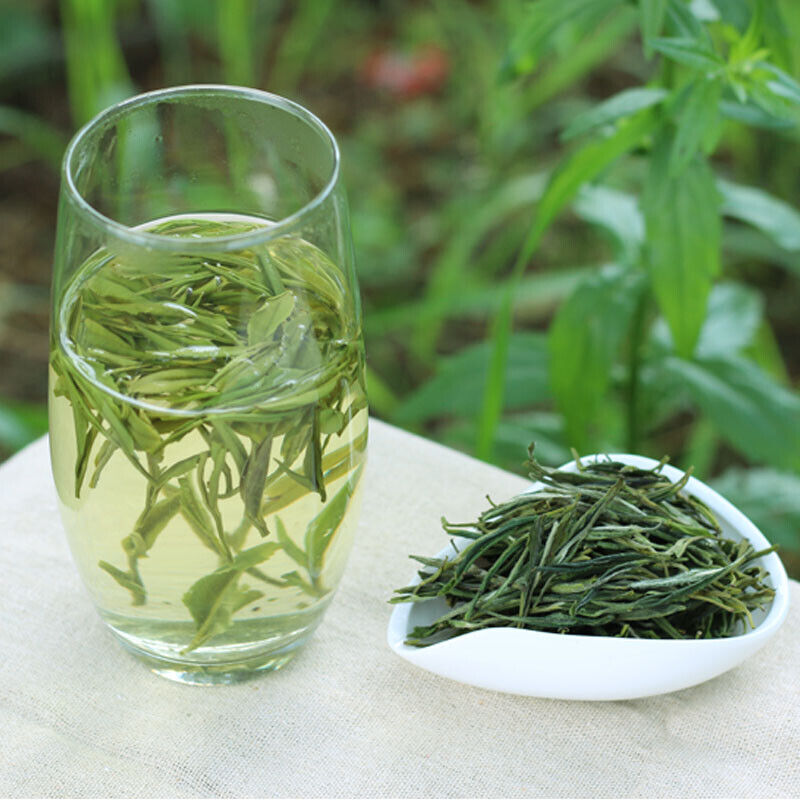 Huang Shan Mao Feng Green Tea Early Spring Maofeng Chinese Yellow Mountain Tea Main image