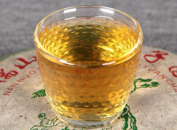 Yunnan Treasures Aged Pu'er Tea Nannuo Mountain Arbor Qi Zi Puer Tea 357g