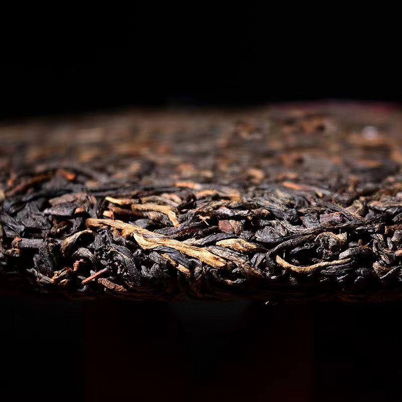357g Dianhong Black Tea Yunnan Fengqing Black Tea Cake Bingdaohong Organic Tea