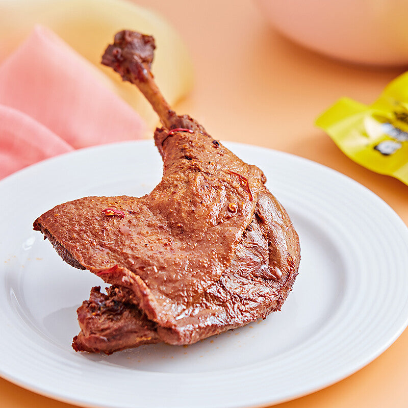 Pikant marinierte Entenkeulen 220g Late Night Snacks 周黑鸭 卤鸭腿220g 微辣 真空小包装 Secondary image