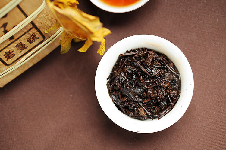 DR. PU'ER TEA Lao Man E Pu-erh Tea Brick 500g Old Tree Ripe Puer Pu'er Shu Tea