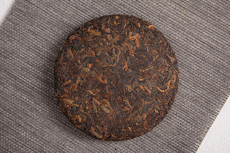 Yunnan Pu'er Tea Menghai Ripe Tea 100g Old Pu'er Ripe Cake Big Tree Old Tree