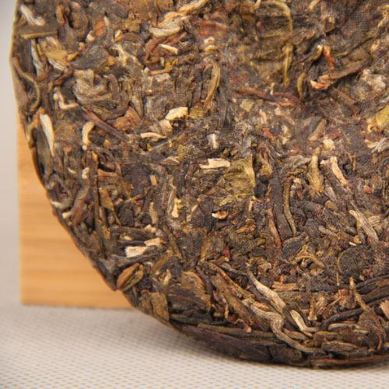 Thé Pu'er cru 100g petit gâteau thé Pu'er du vieil arbre des montagnes profondes