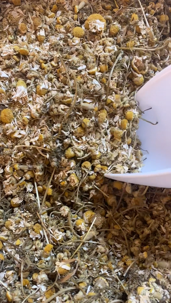 Dried Chamomile Flowers, Chamomile Tea loose leaf, Manzanilla