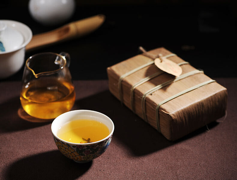Pu Zi Wei Mengku Ba Nuo Old Leaves Old Tree Huang Pian Pu Er Raw Tea Brick 500g