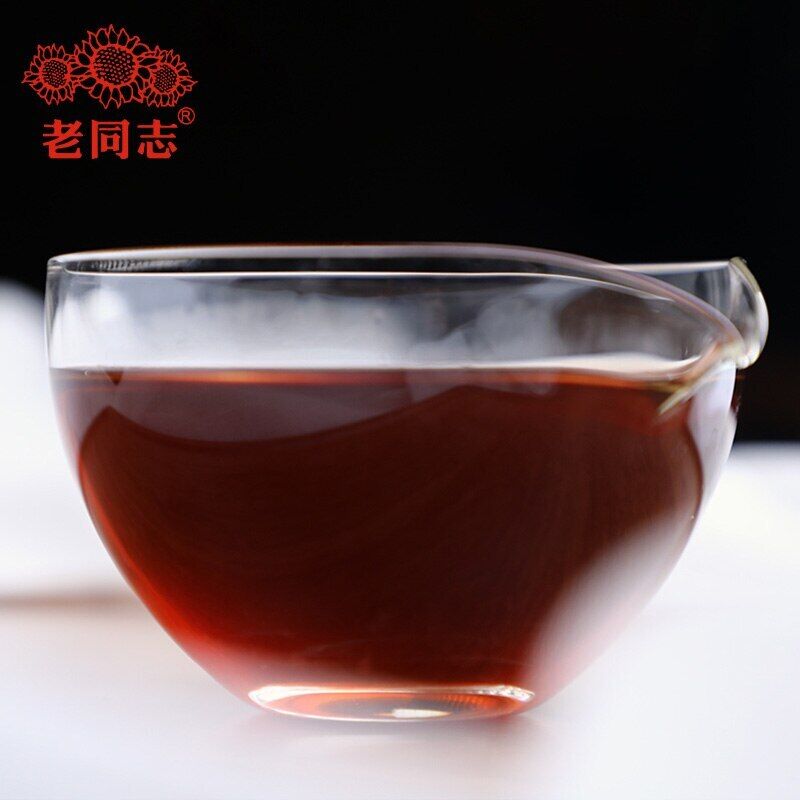 Haiwan Ripe Puerh 7578 Batch Menghai Puerh Shu Puer Tea Cake 357g