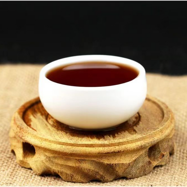 Yiwuchun Puerh Ripe Tea Cake Pu-erh Cooked Tea Pu'er Tea Chinese Black Tea 200g