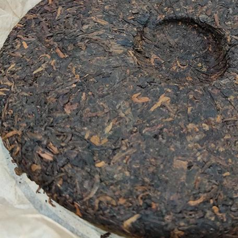 Thé Pu'er mûr du Yunnan gâteau au thé mûr de printemps brun 357g