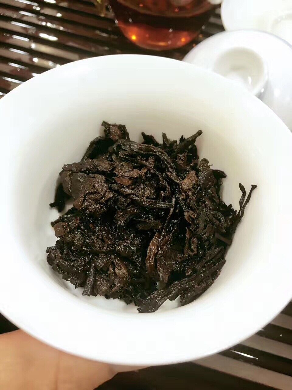 Long Ma Tong Qing Yiwu Mt. Old Tea Pu Er Tea Cake Ripe Puer Tea 357g/12.59oz