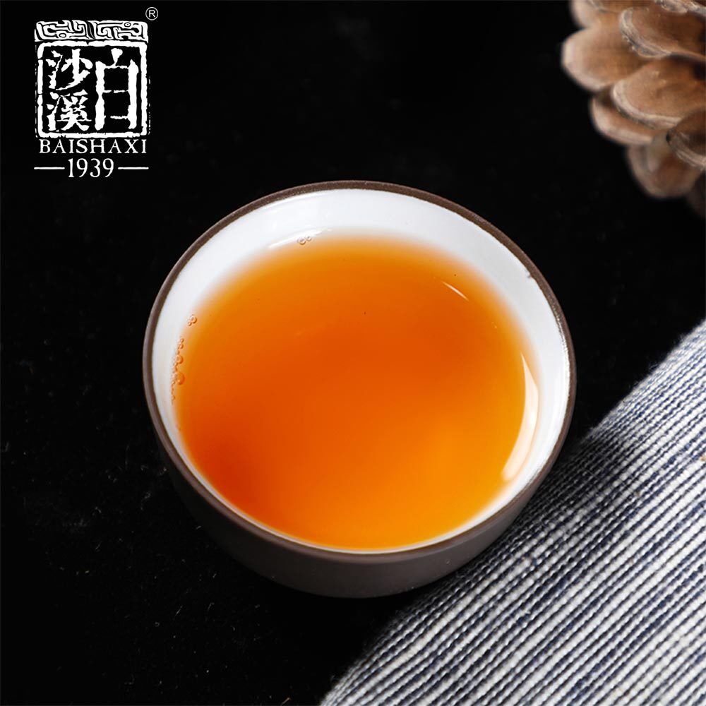 Anhua Baishaxi // yr Golden Flower Fu Cha 1953 Dark Tea Brick 338g