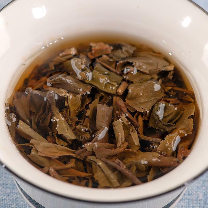 Pu-erh Aged Raw Puer Tea 357g Yunnan Lincang Ancient Tree Puerh Gu Hua Cha