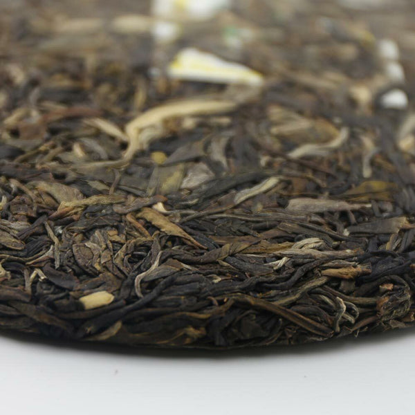 Premium High Quality Sheng Puer Tea Yipintang Menghai Cha Puer Cake 357g