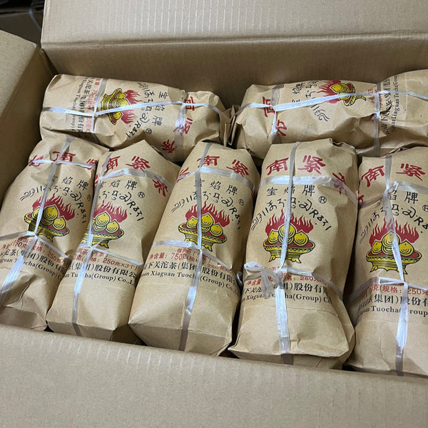 Yun Nan Jin Cha * Xiaguan Baoyan Toucha Raw Mushroom Tuo Puer Tea 250g