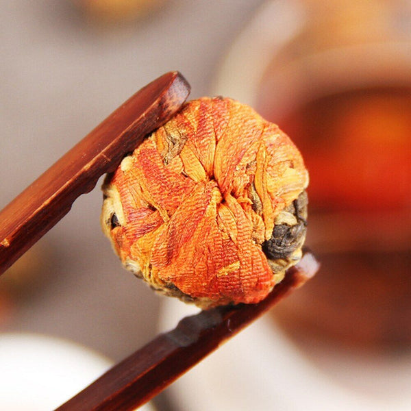 TeaYunnan Black Tea Fengqing Dianhong Handmade Lily Hydrangea Ball Tea 100g