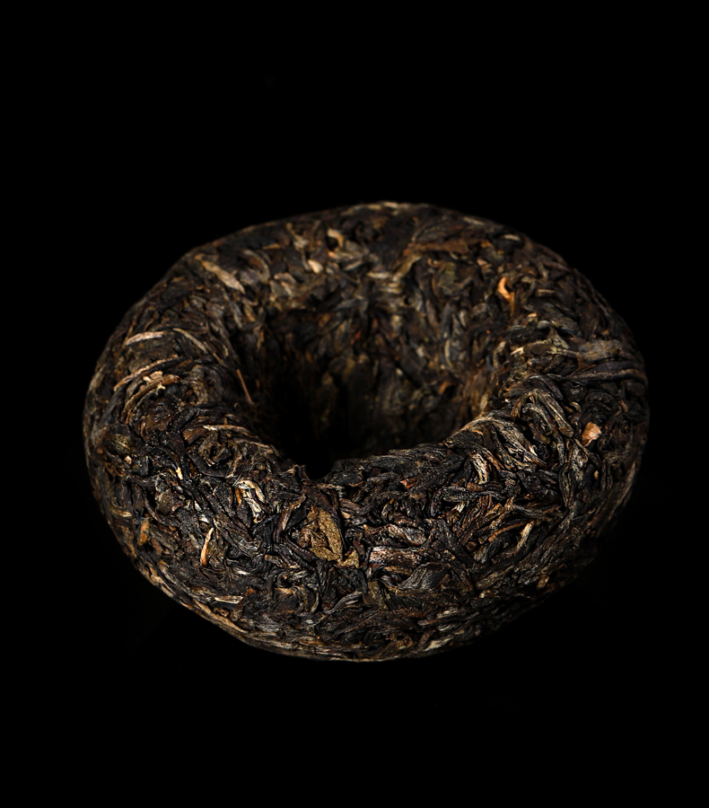 Yunnan Menghai Ba Jiao Ting Sheng Tuo Cha Bulang Mt. Pu'er Tea Raw 500g Box