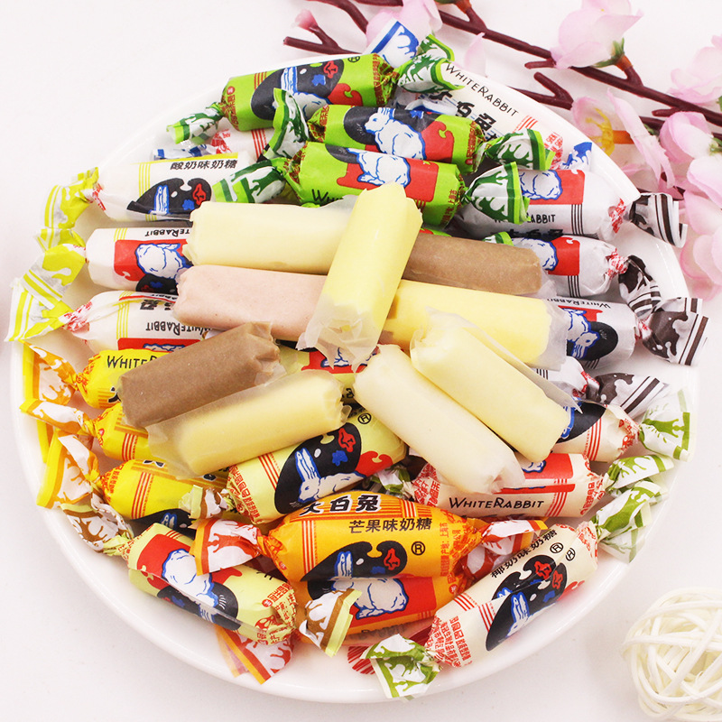 Dabaitu White Rabbit Milk Candy Gift 12 Flavors (36 Pieces) 中国大白兔奶糖零食礼物共36颗