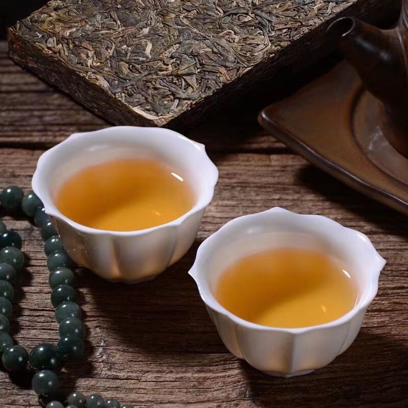 250g Iceland Puerh Raw Tea Brick Mengku Pu-erh Sheng Tea Yunnan Pu'er Tea