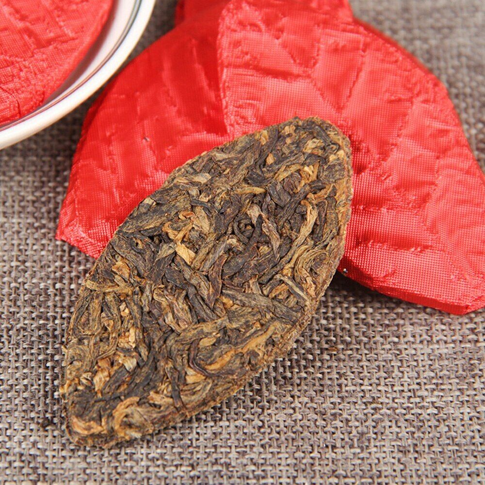 100g Honey Fragrance Dianhong Golden Leaf Tea Fengqing Yunnan Black Tea Secondary image